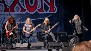 Saxon