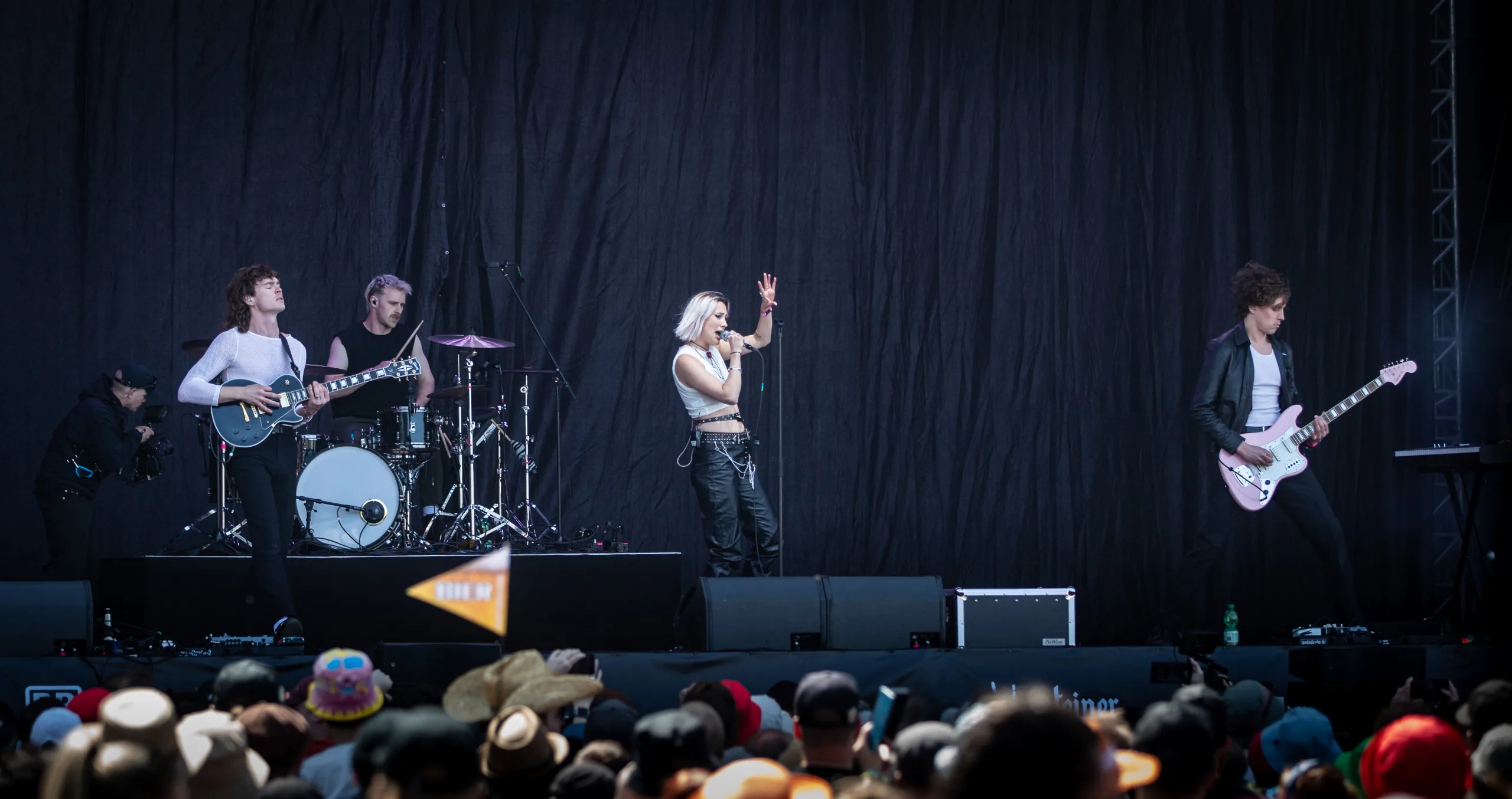 Yonaka band photo