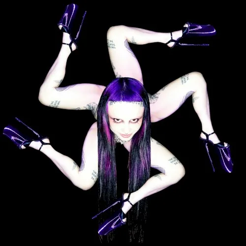 BRING WET CUNT / HAMMERHEAD background